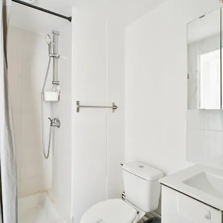 Superbe A La Defense Proche Paris Apartment