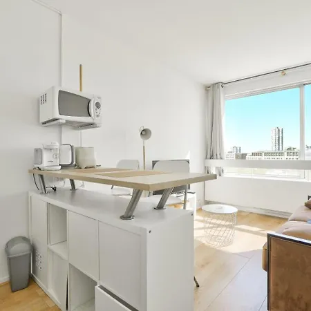 Appartement Superbe A La Defense Proche Paris *